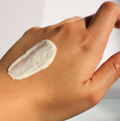 Faire la différence entre une crème solaire chimique et minérale