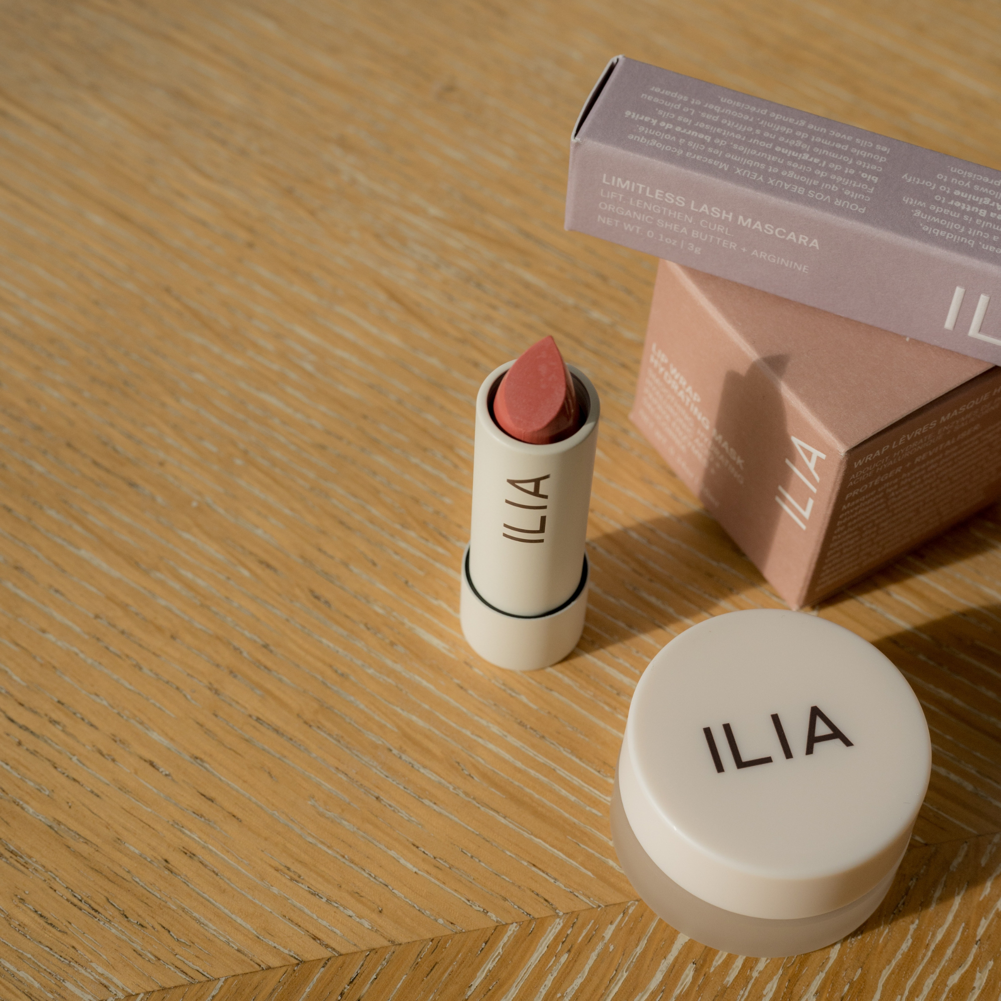 Pourquoi choisir du maquillage naturel : avantages et recommandations.